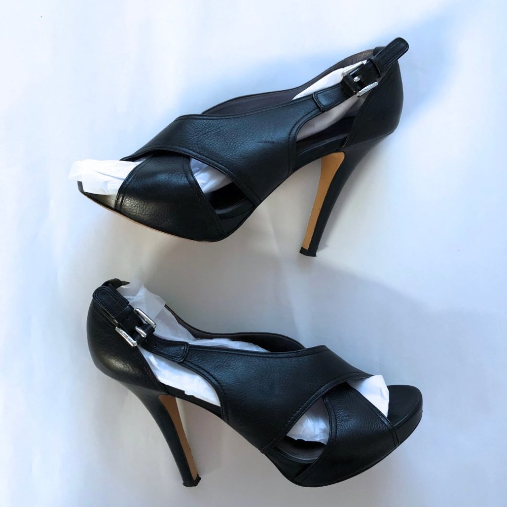 Coach black leather open toe sandals heels 8.5
